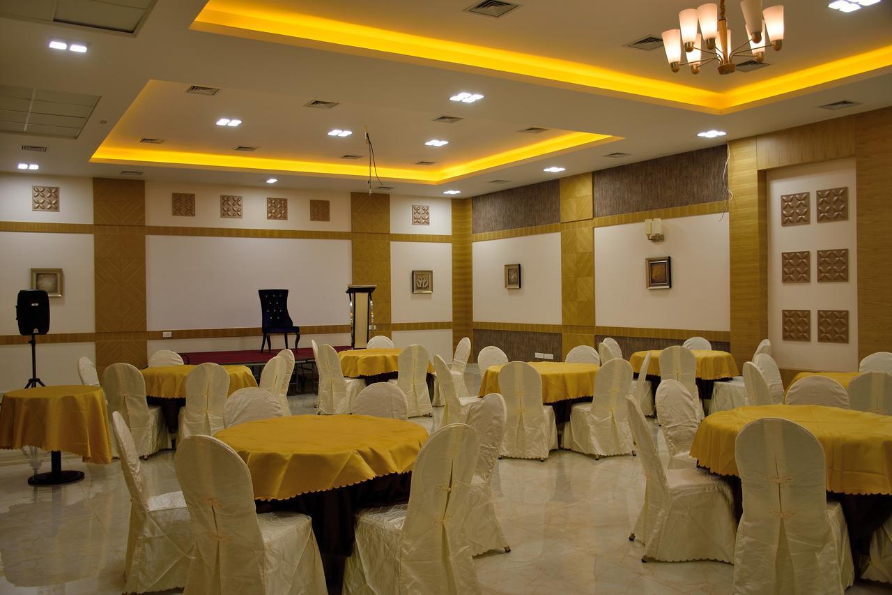 Hotel Laya Inn Ariyalur Exterior foto