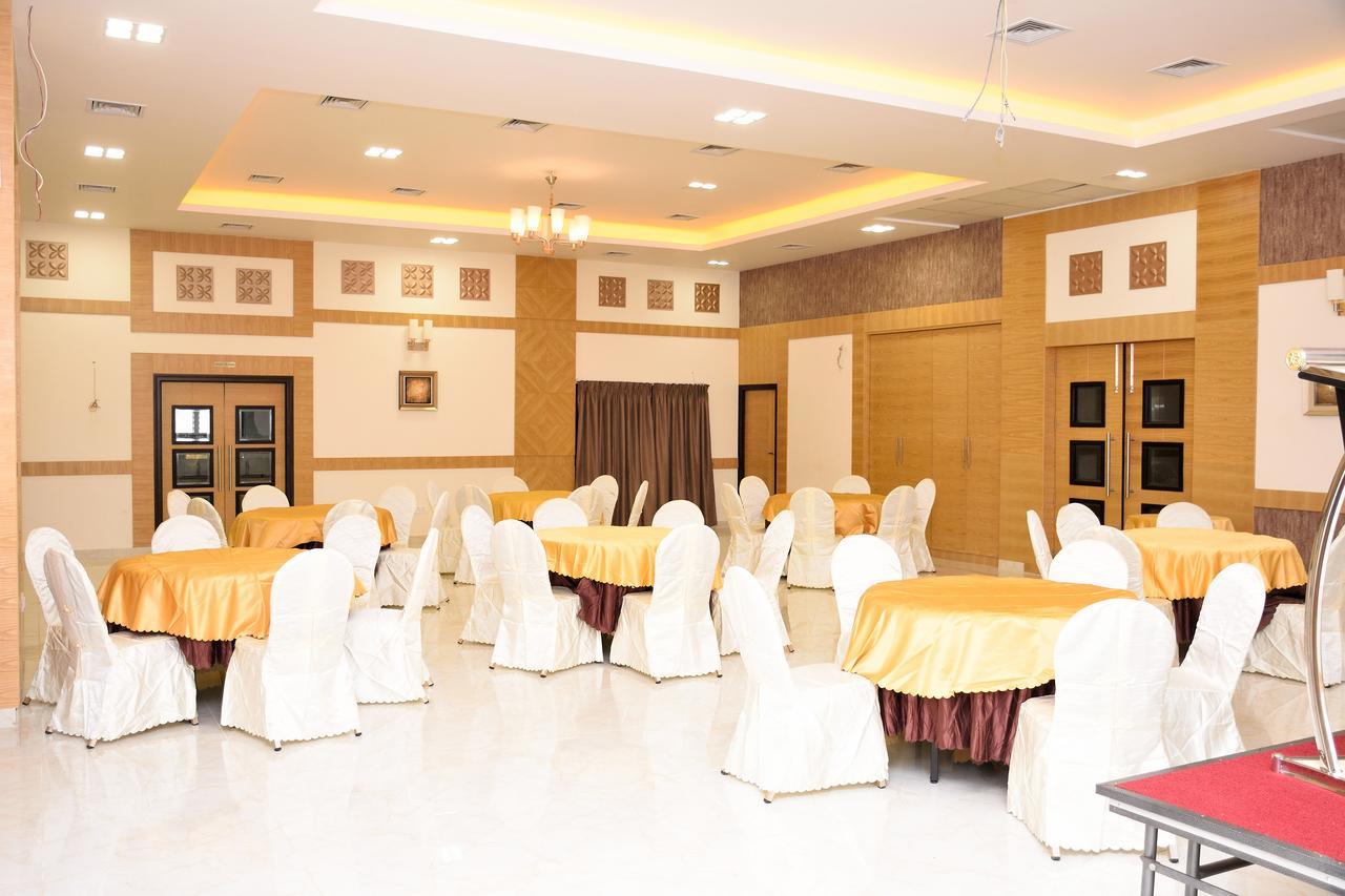Hotel Laya Inn Ariyalur Exterior foto